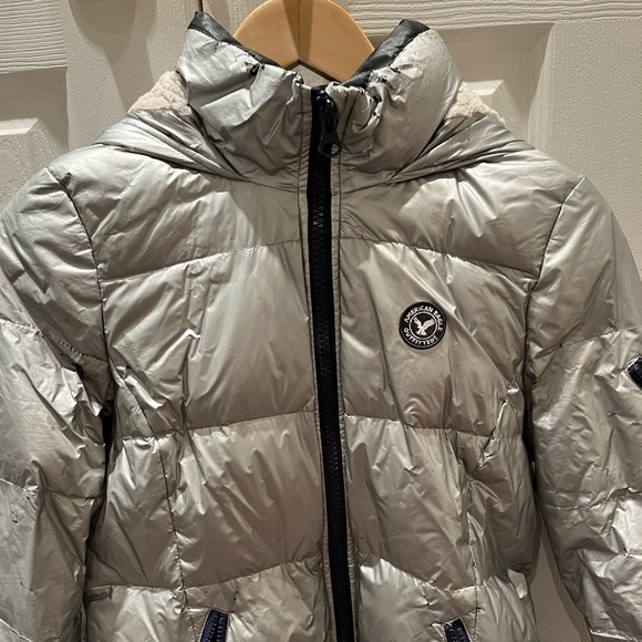 🌟HOST PICK🌟 American Eagle Silver Puffer Coat - Picture 3 of 16